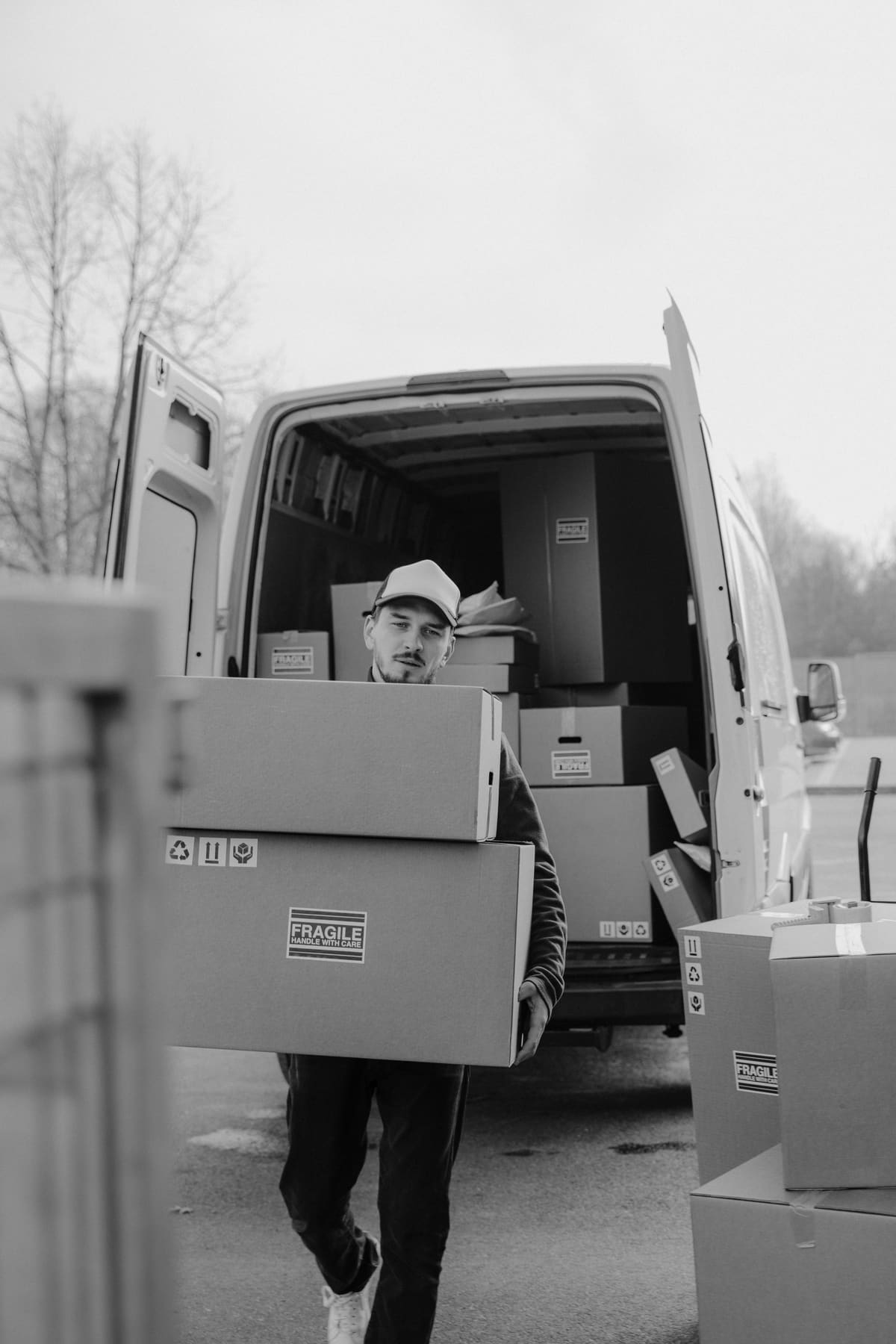 Déménagement urgent Paris - Chargement camion 20 m³, transport avec chauffeur, livraison gros volumes Île-de-France